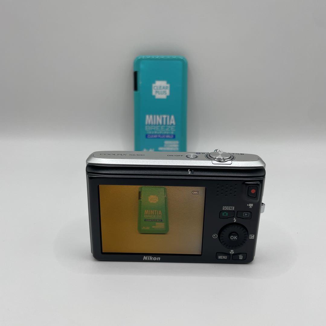 【動作品】Nikon COOLPIX S6300 シルバー コンデジ