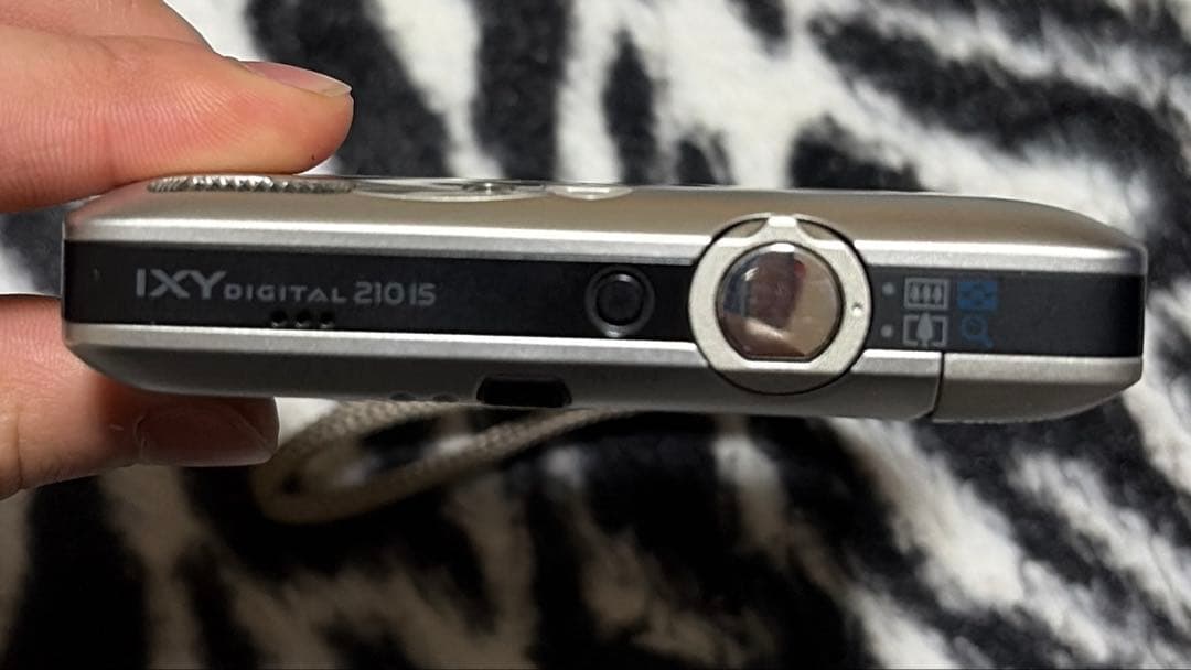 Canon IXY DIGITAL 210IS シルバー デジタルカメラ