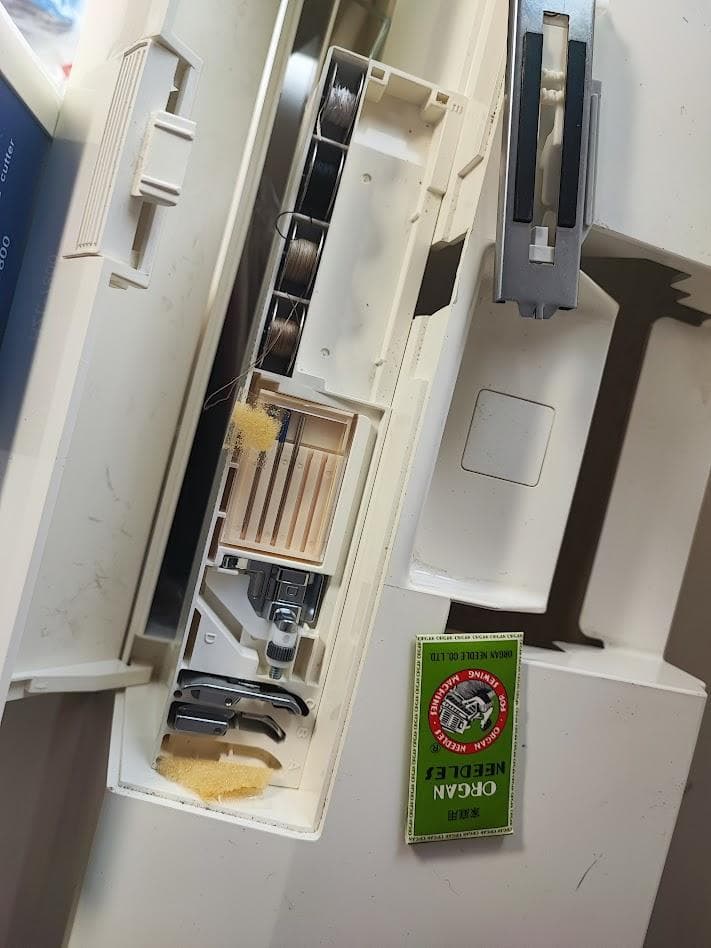 JUKI コンピューターミシン　HZL-7800　日本製 フットコントローラー無