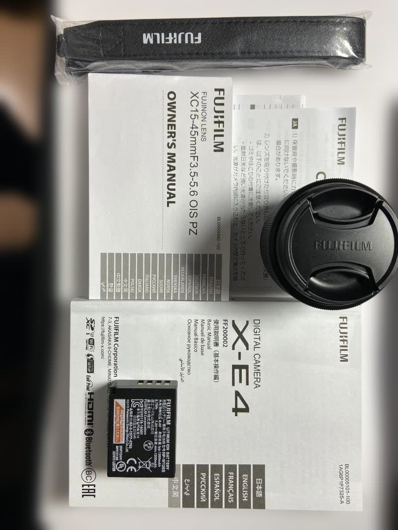 新品同様 FUJIFILM X-E4（シャター回数50回以下）+レンズ ブラック