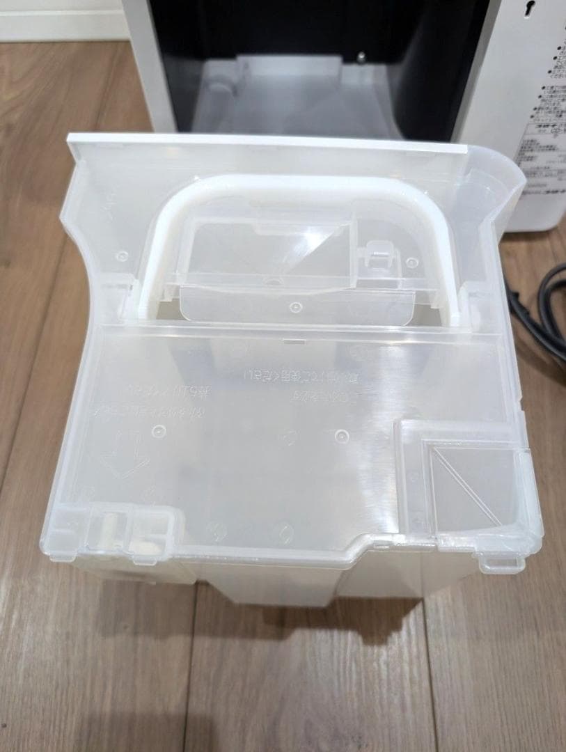 【未使用級・2025年製】コロナ 衣類乾燥除湿機　CD-WH1825　最大45畳