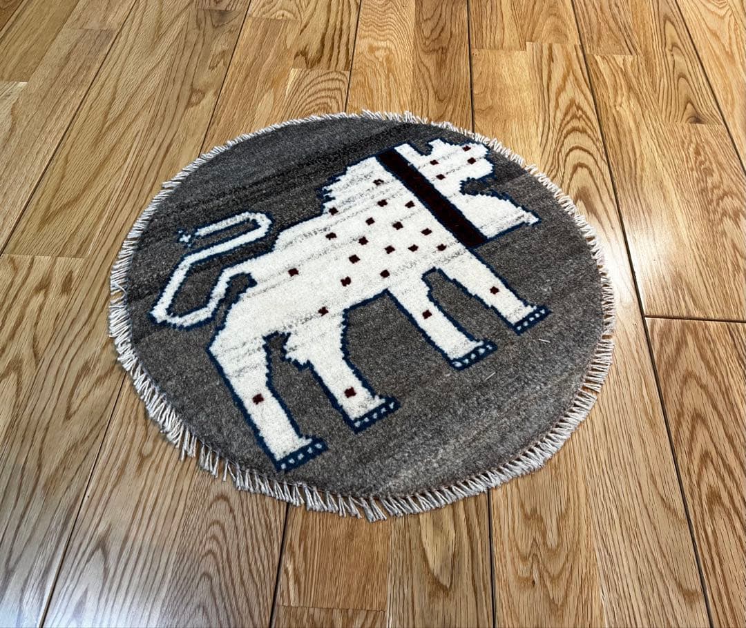 ペルシャ　アマレバフト　円形　40×40サイズ　ライオン