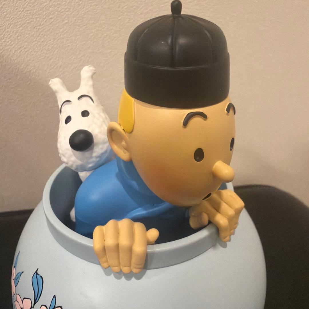 TIN TIN！タンタンの冒険！青い蓮！壺フィギュア付き置物！美品