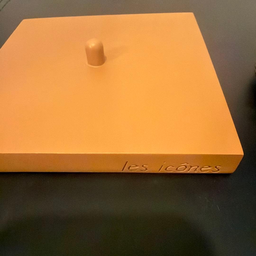 TIN TIN！タンタンの冒険！青い蓮！壺フィギュア付き置物！美品