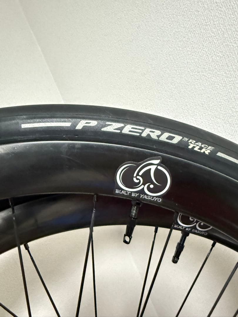 軽量カーボンホイール タイヤ付 デスクブレーキ　手組み　カーボンスポーク　やすよ