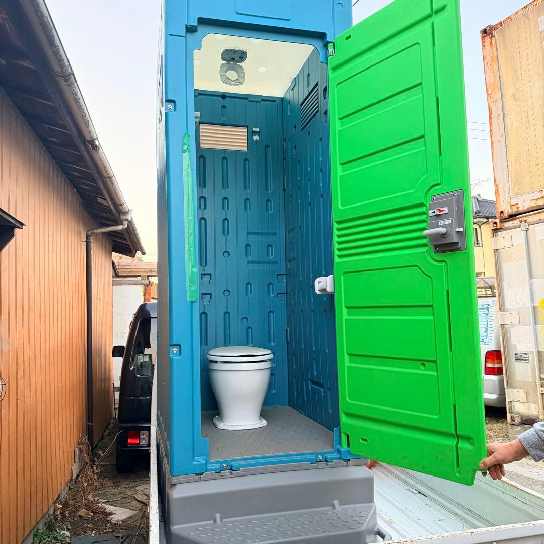 仮設トイレ（洋式・非水洗（汲取り）タイプかも）未使用、★引取のみ★ 東京都八王子