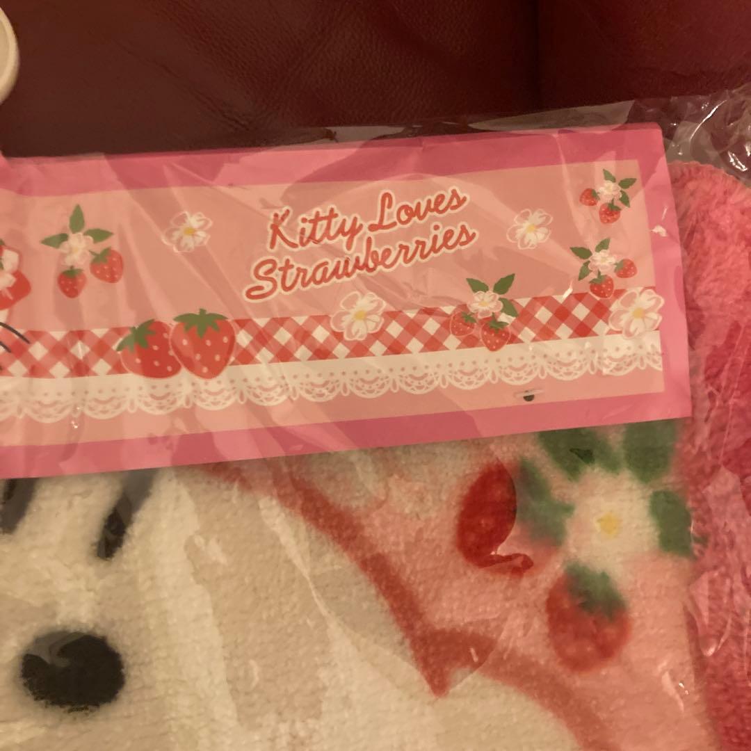 ハローキティ ストロベリー　バスマット