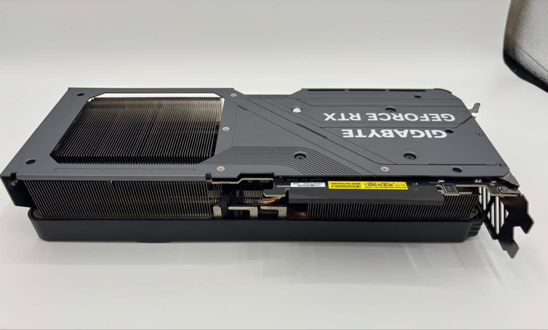 グラフィックボード・グラボ・ビデオカード GIGABYTE / GeForce RTX4070 Gaming OC 12G