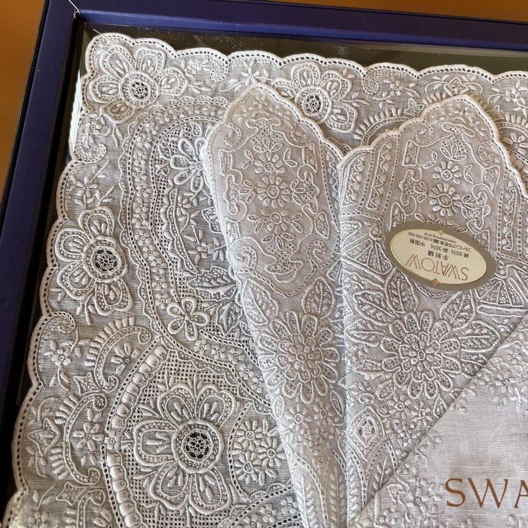 最高級　刺繍ハンカチ　スワトウSWATOW 最高級と言われるハンカチ3枚入り