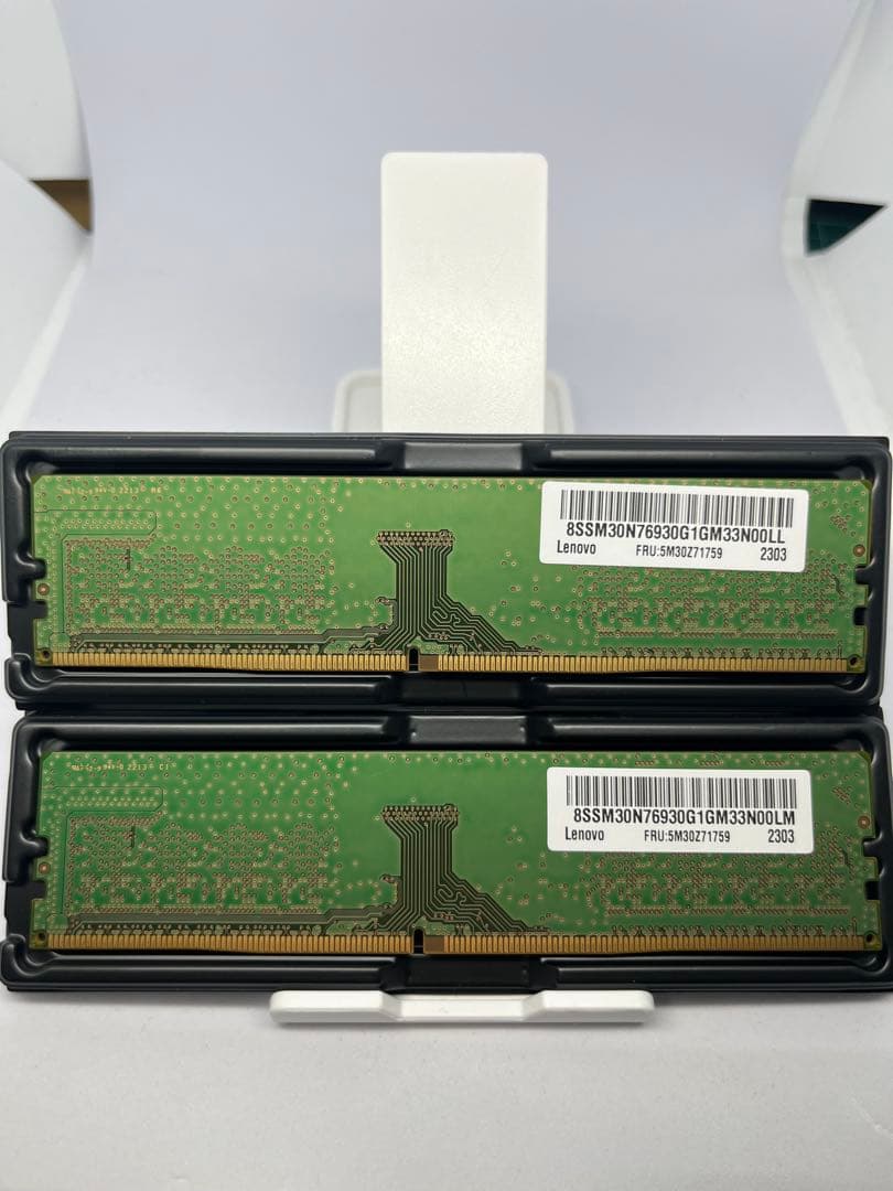 メモリー Samsung 16GB(8gbx2) DDR4 3200MHz