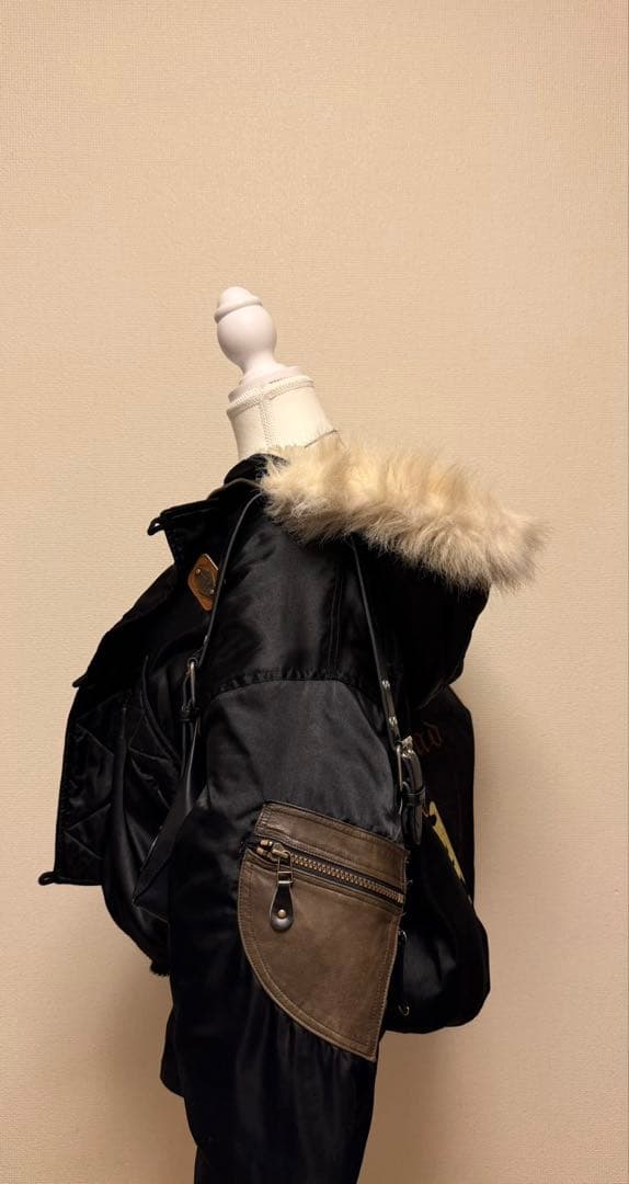 ファー付きフード ダウンジャケット　y2k 短丈