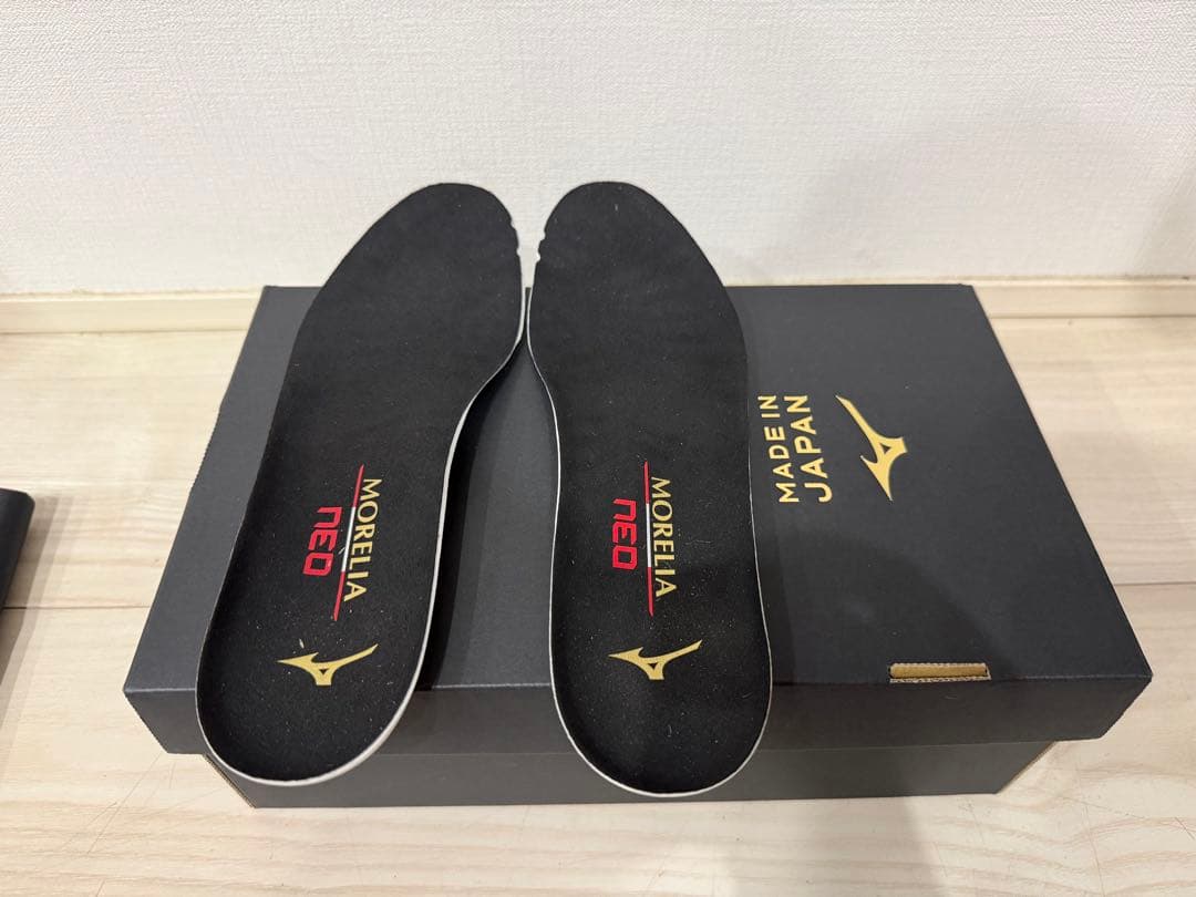 ミズノ モレリアネオ4 ジャパン SHADOW GEM PACK 25.5cm