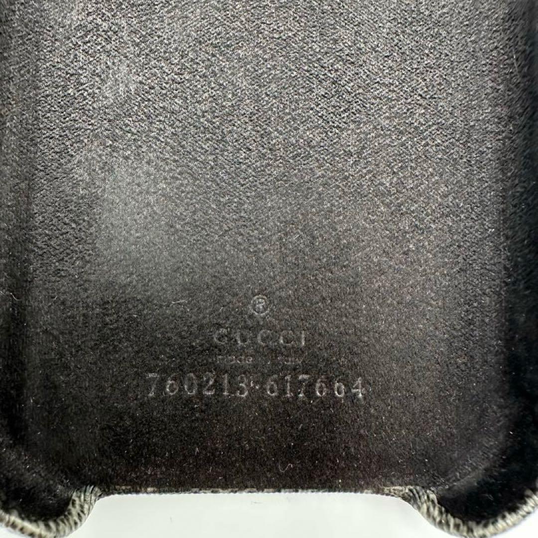 美品　GUCCI iPhone 15Pro スマホケース　GGスプリーム グレー