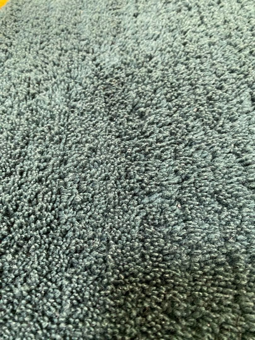 美品　unico アクリルラグ PLATTA(プラッタ) 140×200