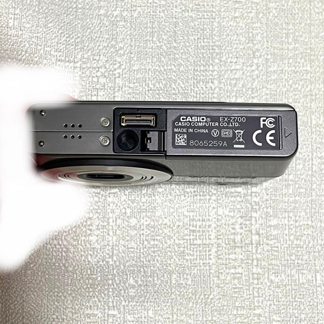 【中古】CASIO EXILIM EX-Z700 デジタルカメラ