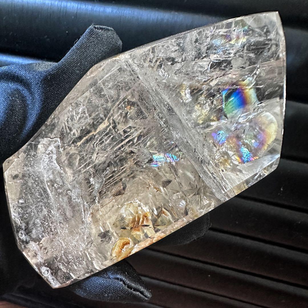 絶品❗虹入り水晶 ✴︎アイリスクォーツ 天然石 レインボー水晶 置物A1096