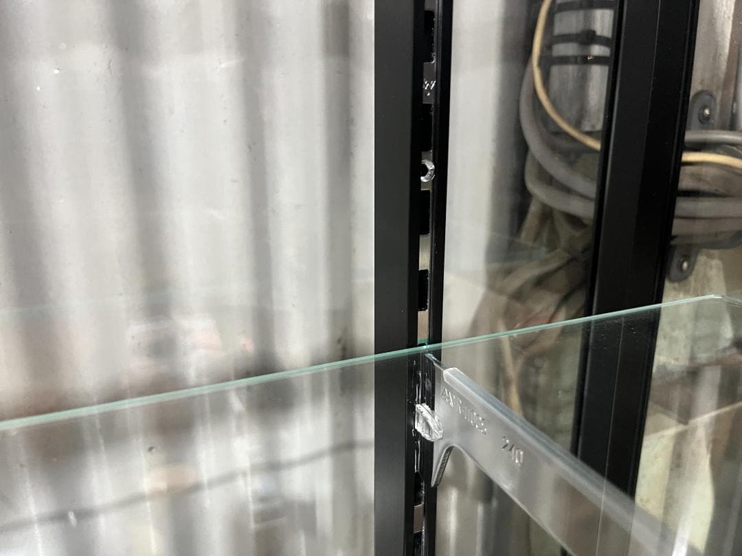 【引き取り限定③】ガラス棚 / ショーケース