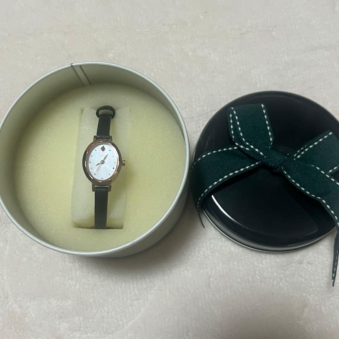 Disney Princess スノーホワイト 時計