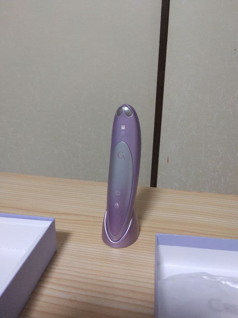 【美品】CREAGE アイリフトプラス CR-11V ヤーマン