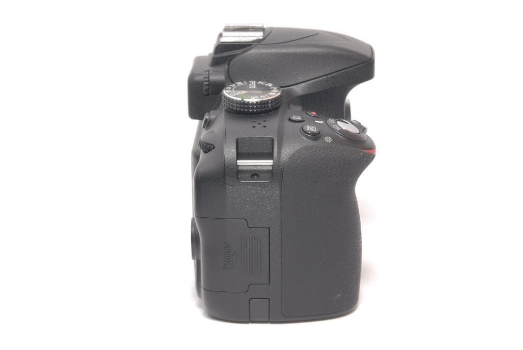 ⭐️運動会や紅葉撮影に⭐️Nikon D3300 ニコン デジタル一眼レフ