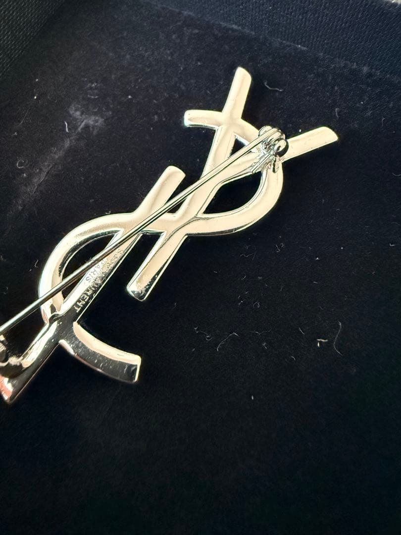 SAINT LAURENT ブローチ