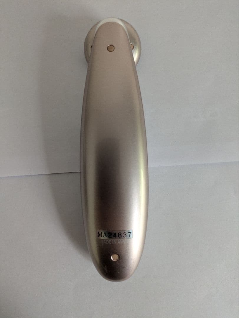 美品 ミス アリーヴォ ゴースト EMS搭載 正規品　美顔器