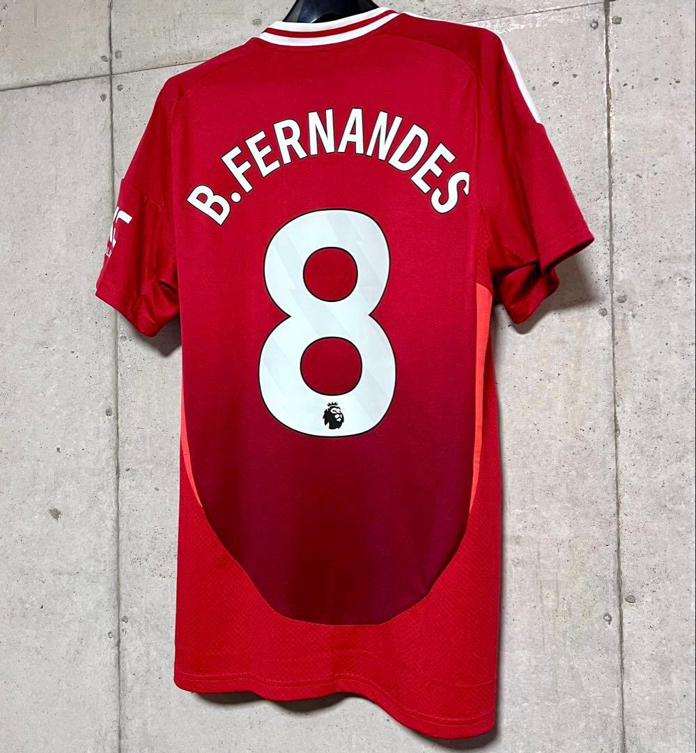 【新品タグ付き】24/25マンチェスター・U♯8ブルーノ・フェルナンデス【XL】