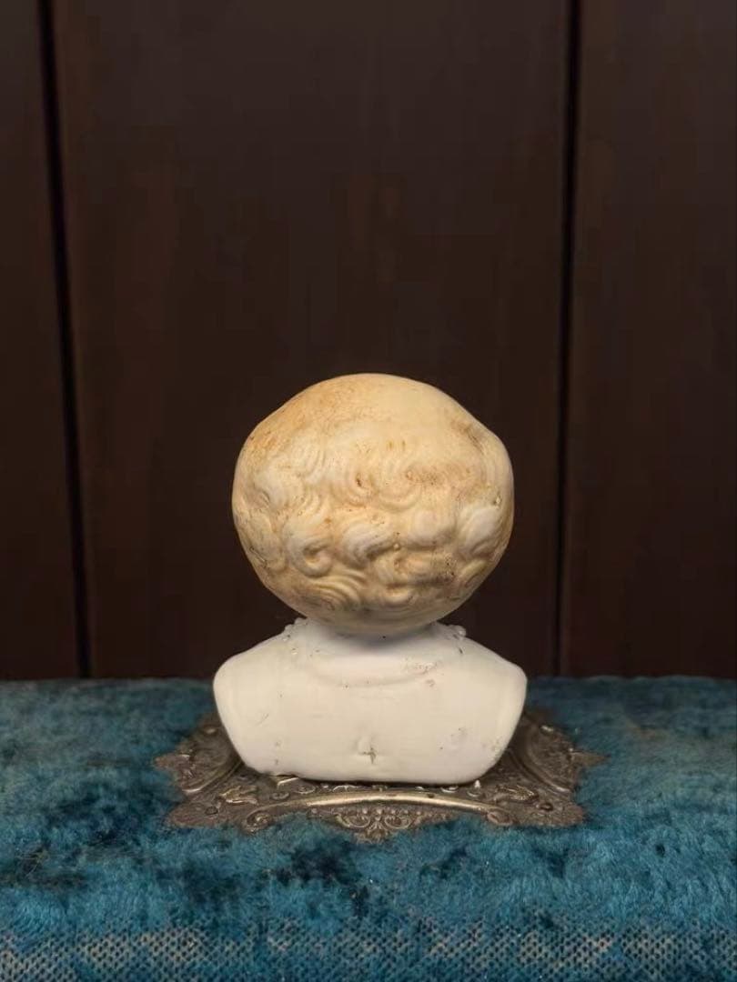 ビスクドール胸像