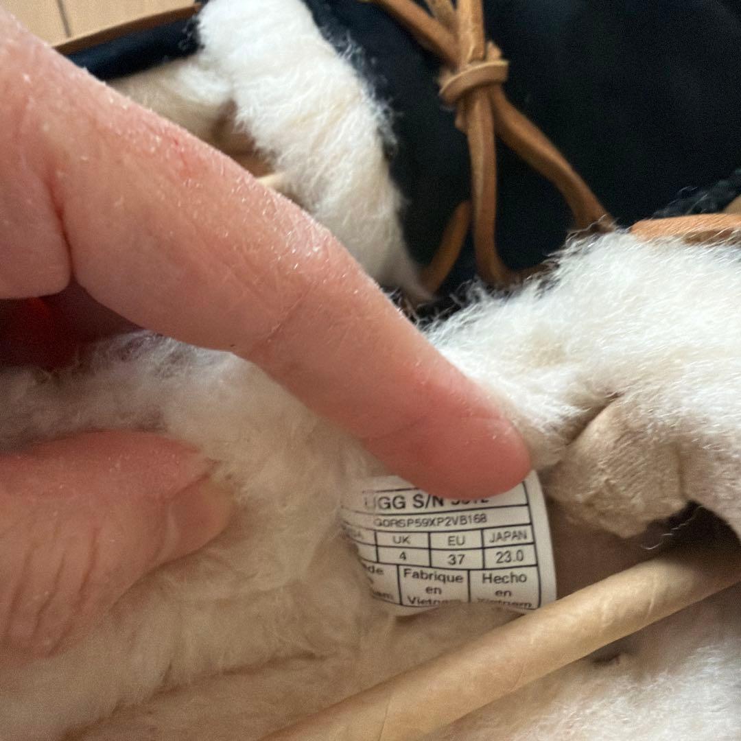 UGG レディースモカシン