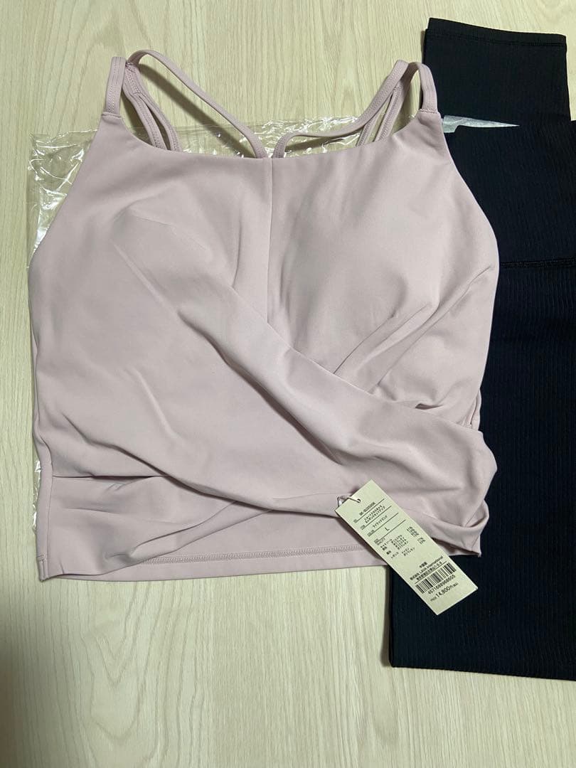 SUKALA ショートクロスキャミ&レギンスセットアップＬ