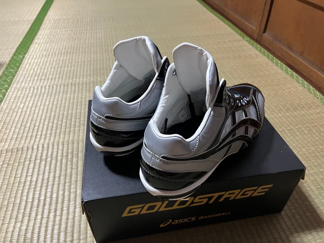 おのけん asics アシックス GOLDSTAGE スパイク 28㎝