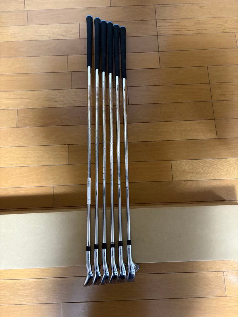 【美品】マグレガーNV-Fアイアンセット 5-9 P NS850R