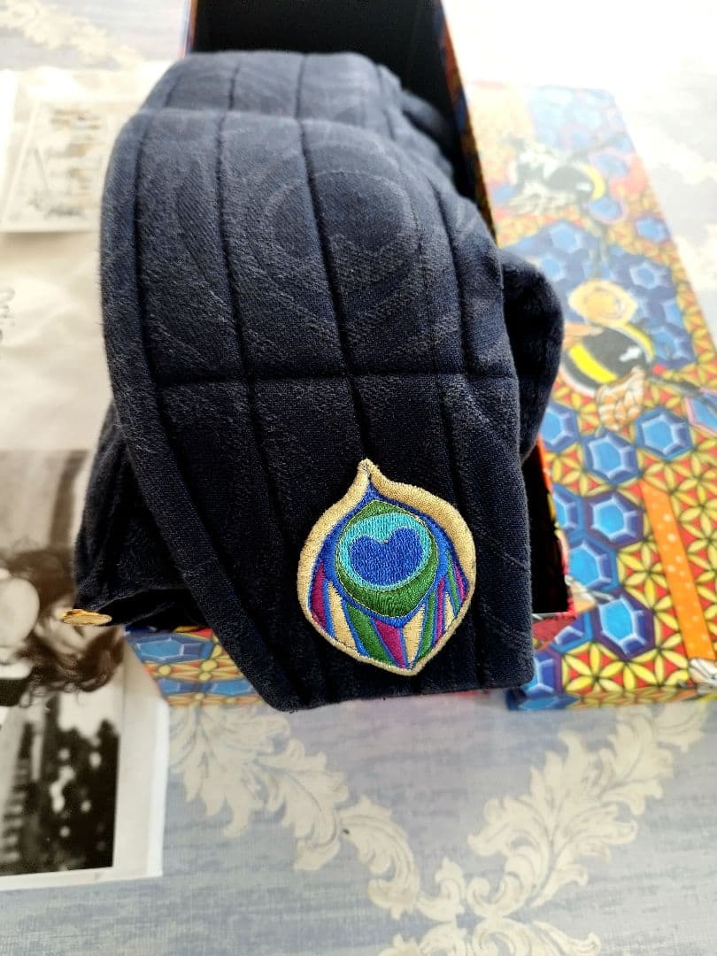 【限定色・超美品！！】高級抱っこ紐 アーティポッペ サイガイスト アーガス