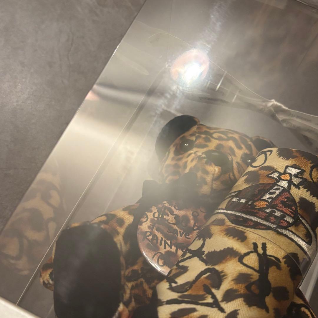 ヴィヴィアンウエストウッド テディベア ハンカチ 缶バッジ ぬいぐるみ