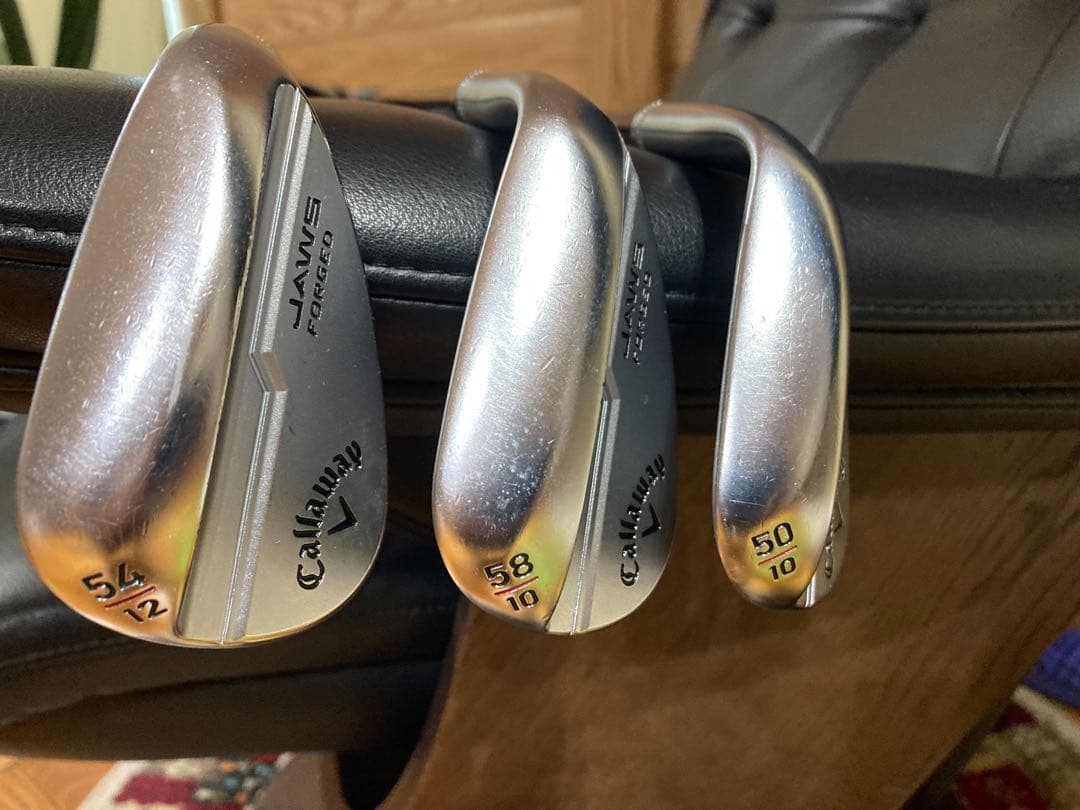 スリクソンフォージド2アイアンセットウェッジラウネカーボンシャフト