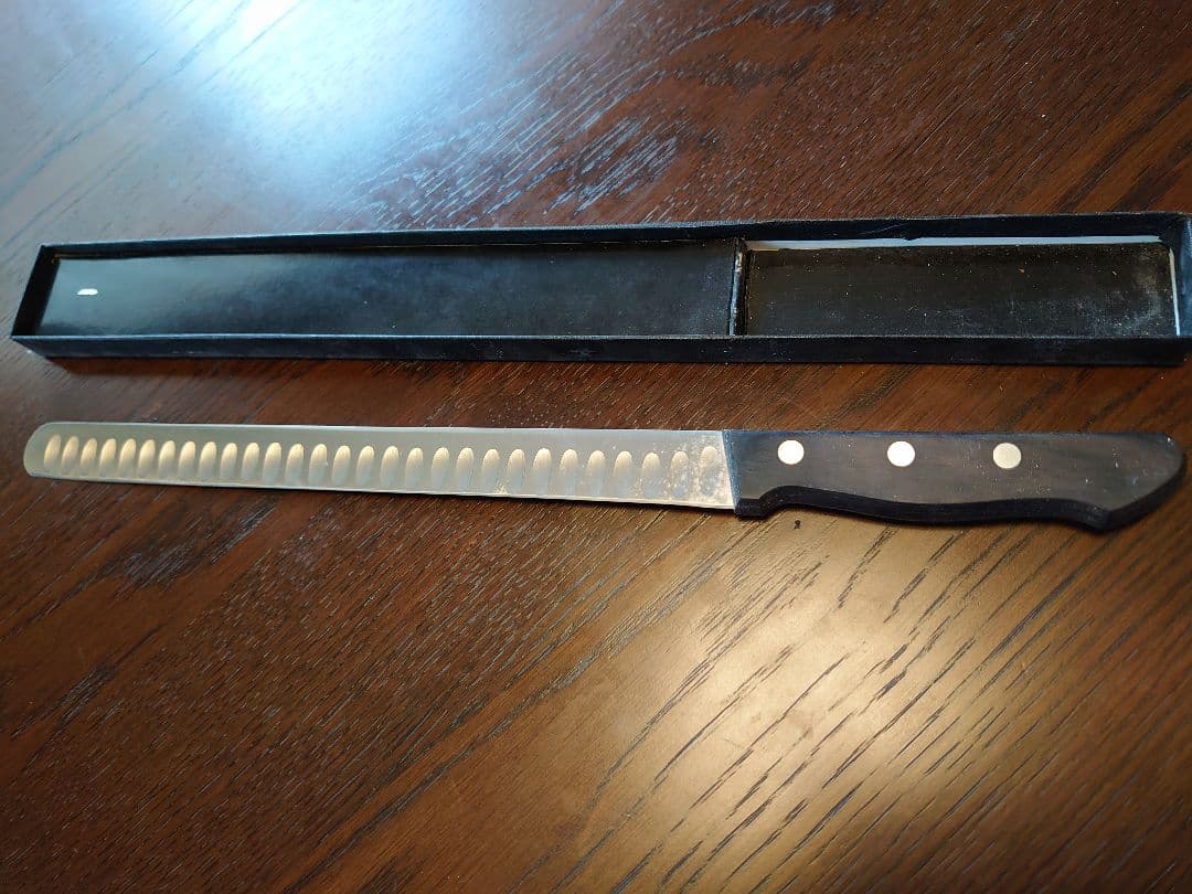 Misono サーモンスライサー　包丁 　カバー付き