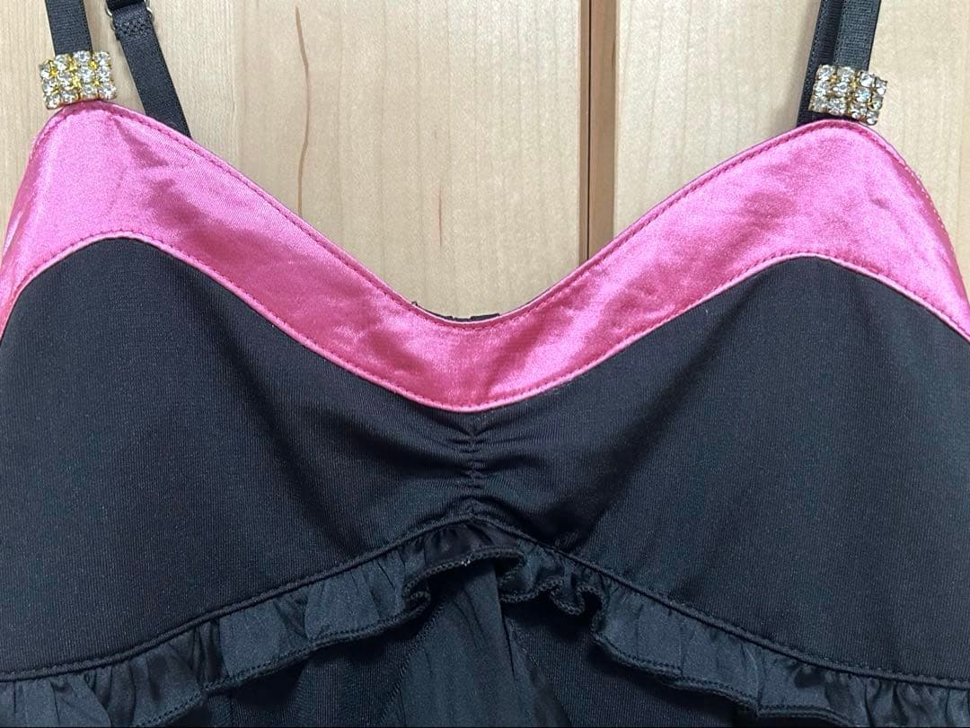 GOLDS♡肩紐ビジュー付き♡サテン×シフォン♡ラッフルフリルキャミトップス♡黒