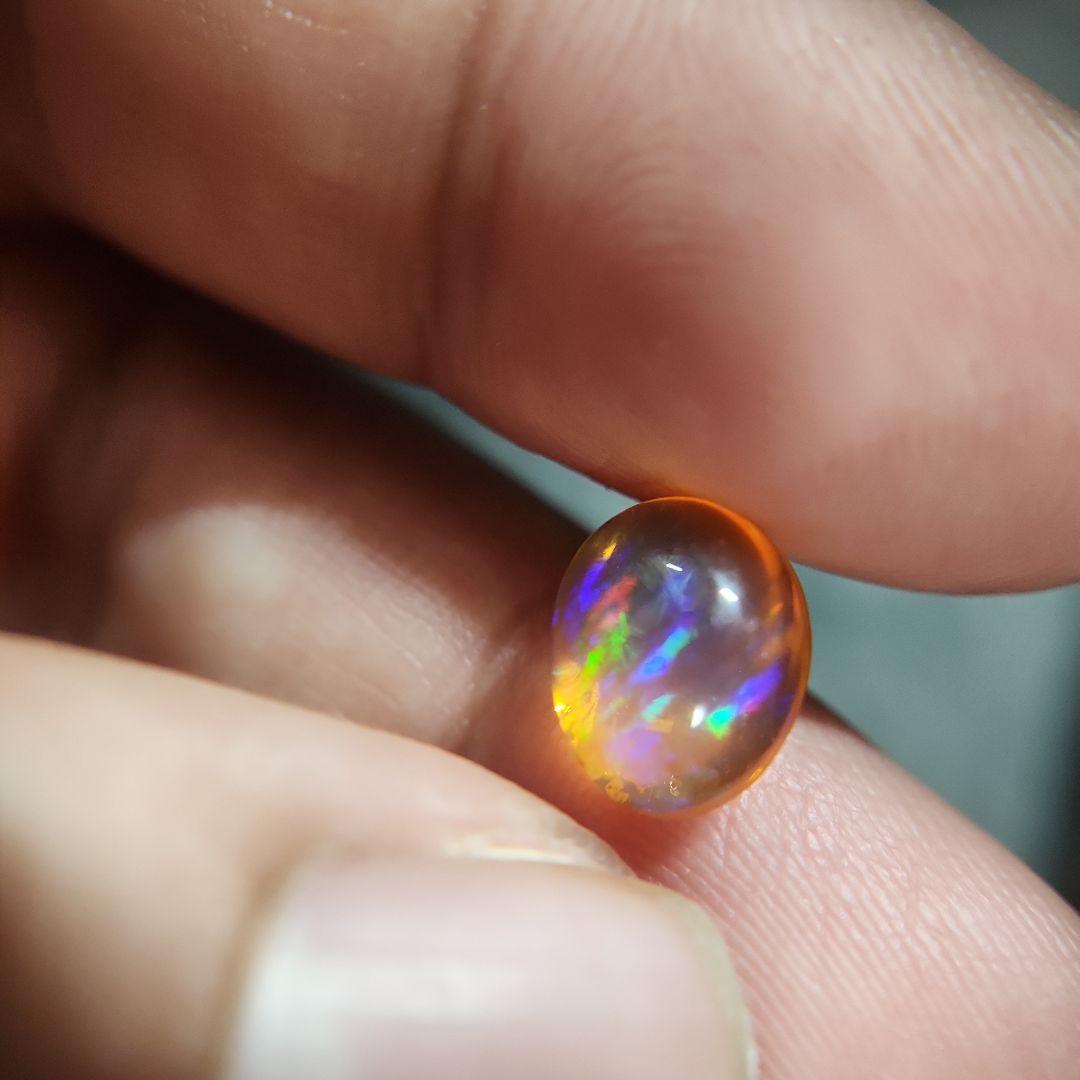 天然ファイアーオパール 2.440ct