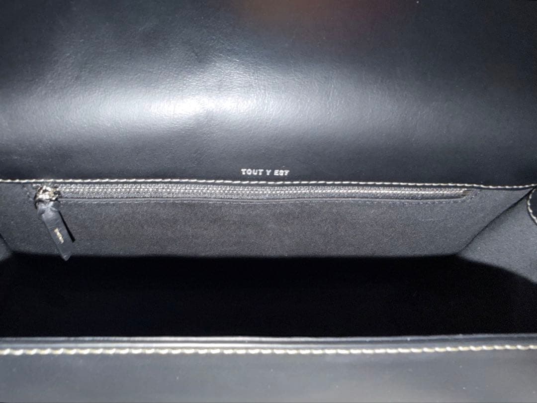 TOUT Y ESTトゥティエ SAC POULIE BLACK美品