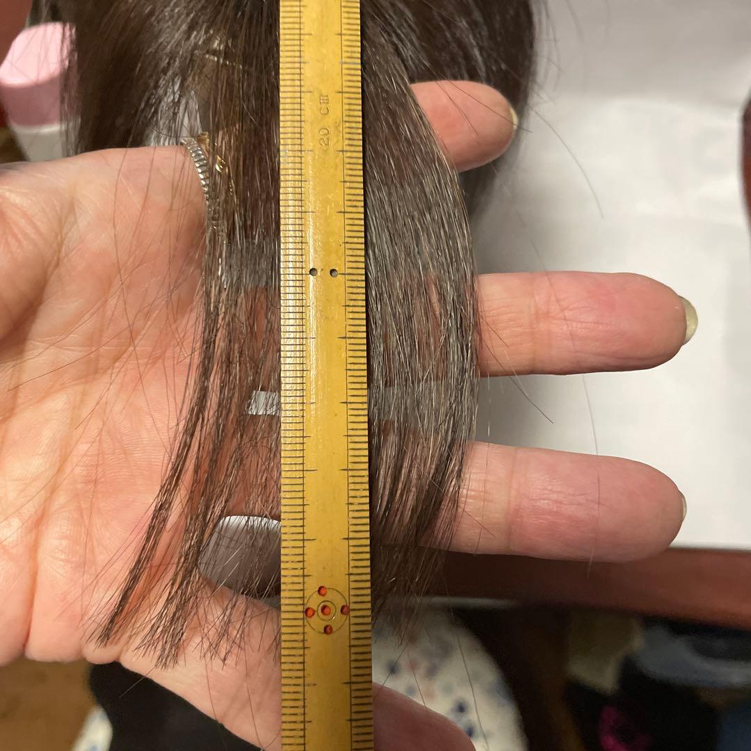 再お値下げです、ブラウン ストレート ウィッグ 中程度の長さ