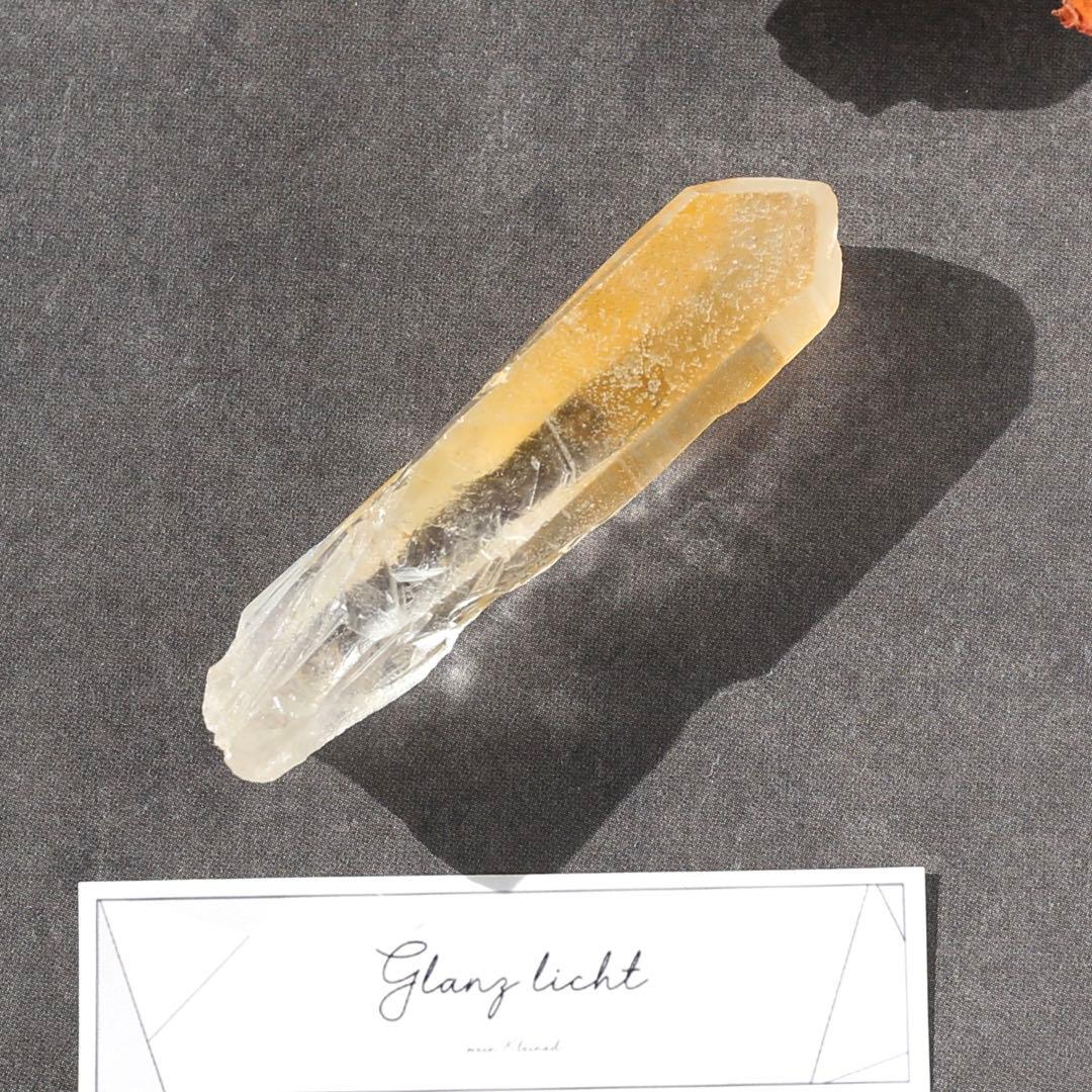 ゴールデンヒーラー クォーツ 原石 水晶 鉱物 希少石 天然石