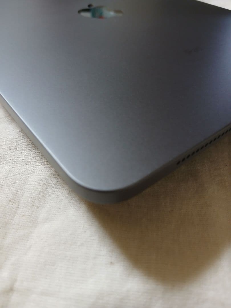 超美品 iPad Pro11 第2世代 バッテリー90%