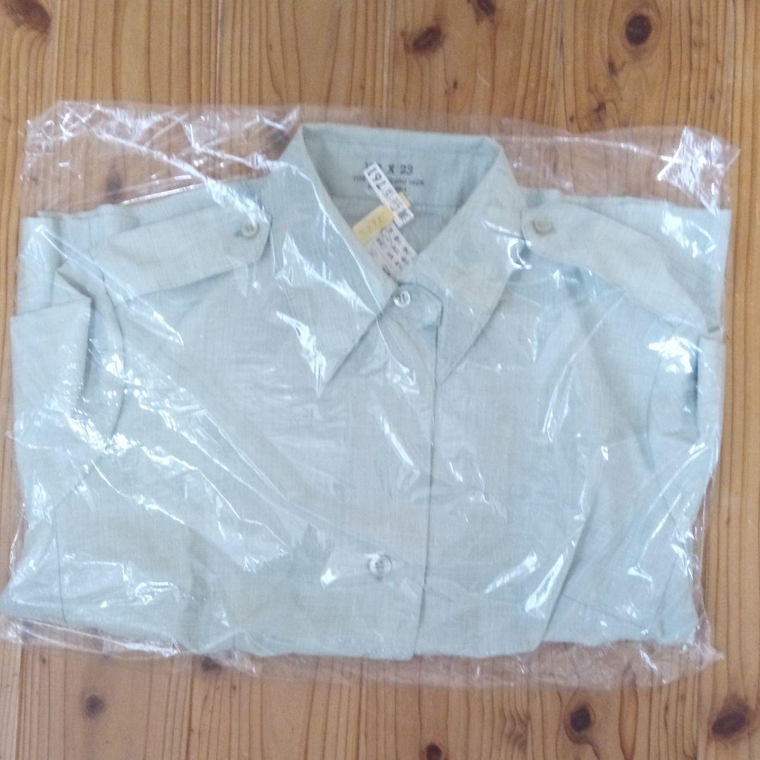 ハロウインにいかがでしょうか? US ARMY E-5 女性 制服ー式 中古