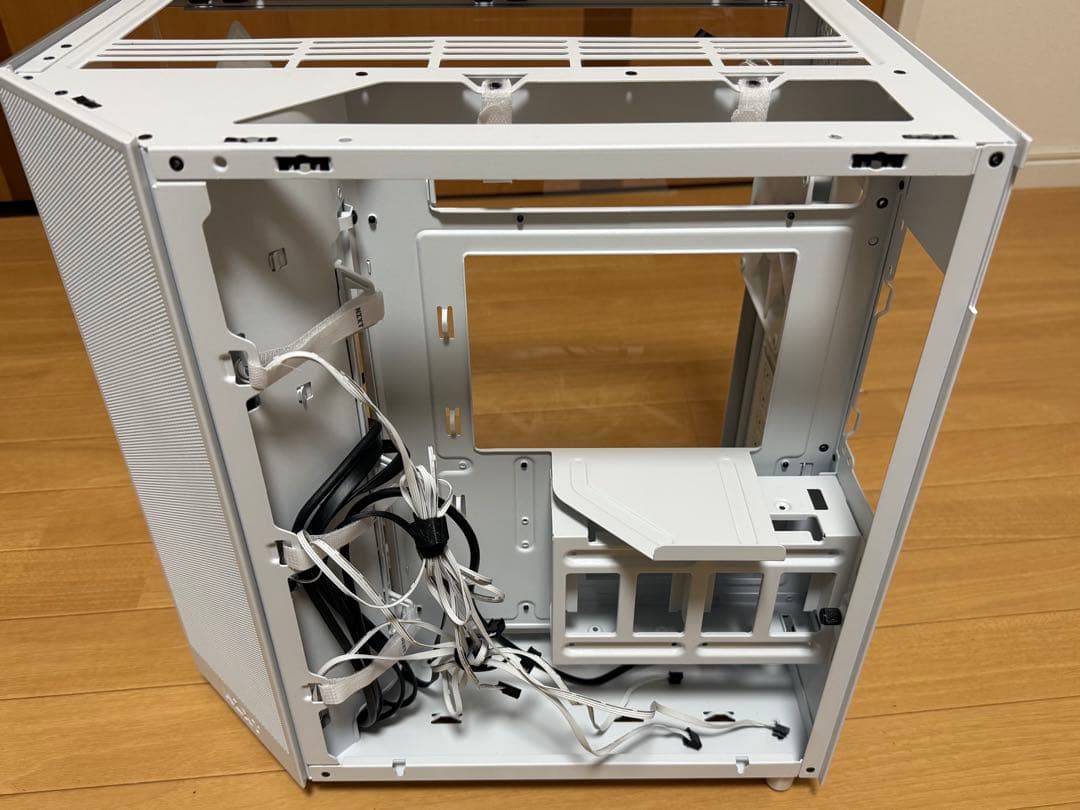 NZXT H6 FLOW RGB コントローラーファンセット