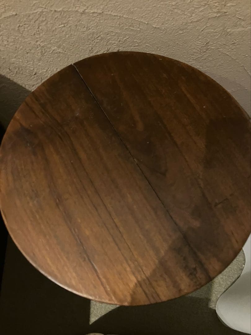 バルクリシュナ・ドーシ　スツール