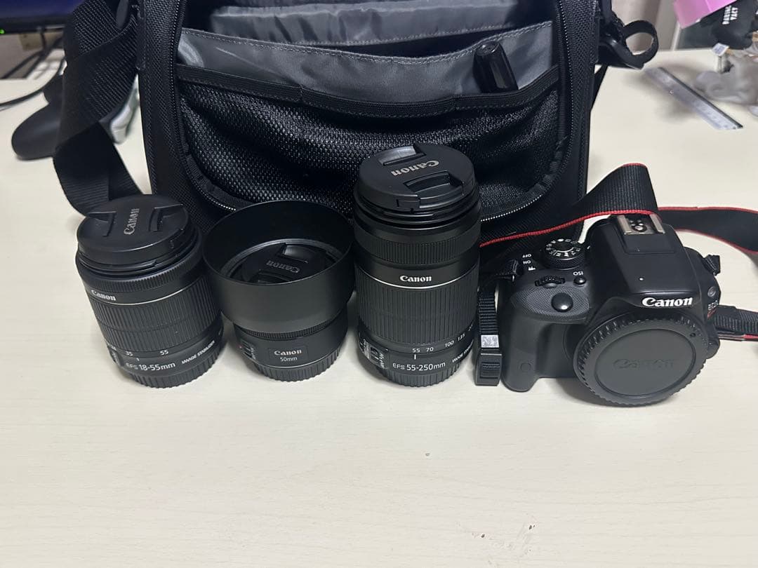 Canon EOS KISS X7 Wズームキット➕三脚　すぐ始められるセット