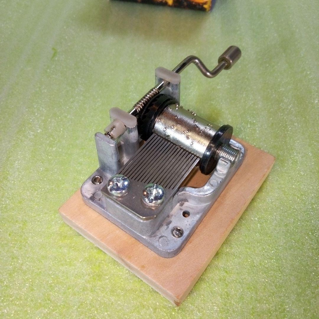 オルゴール　ミュージックボックス　music box　手回し　手動　レア　希少