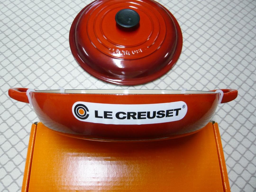 未使用 ルクルーゼ ビュッフェキャセロール 26cm ホーロー鍋 両手鍋