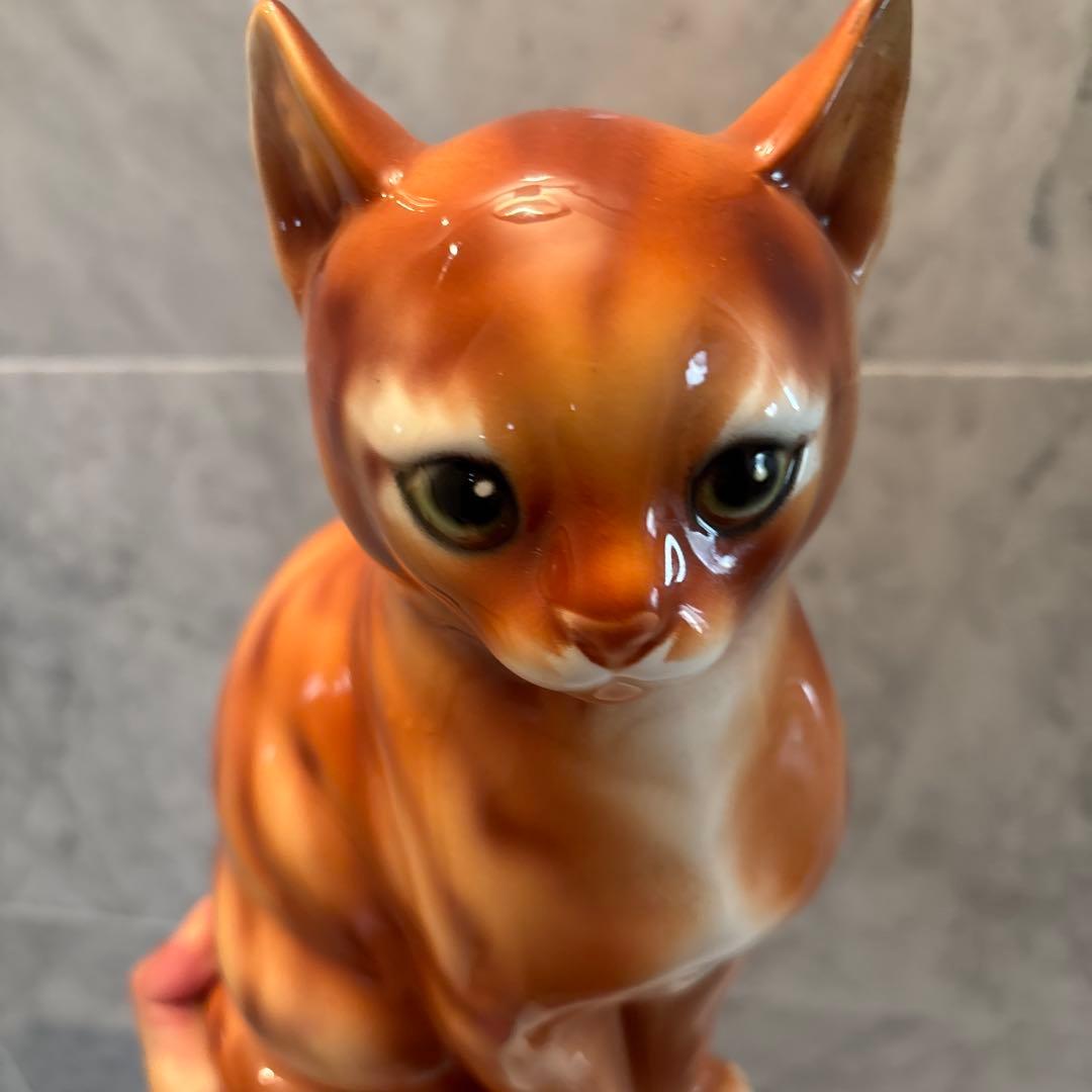 イタリア90年代ヴィンテージ手描きの瞳が美しく高貴で上品な猫ちゃんの陶器オブジェ