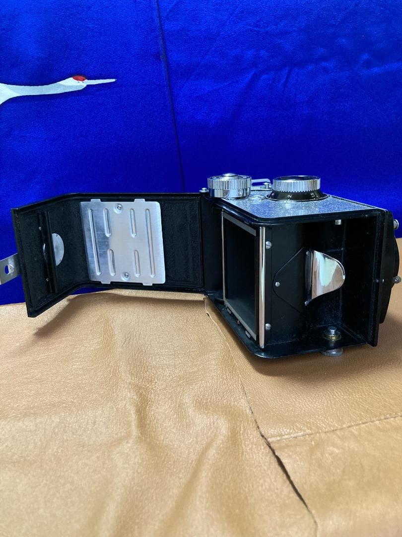 整備済 YashicaFlex C　ミラー交換・動作良好　美しい外装の二眼レフ
